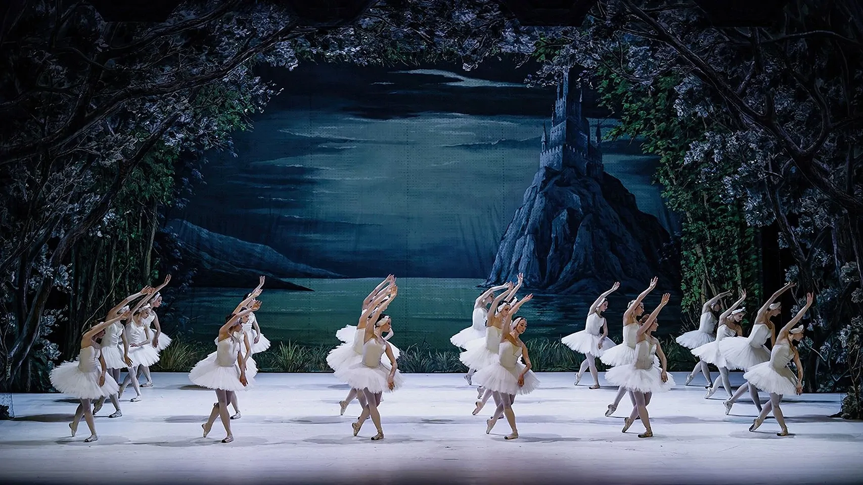 "Jezioro Łabędzie" - Ukrainian Classical Ballet - galeria: zdjęcie 4