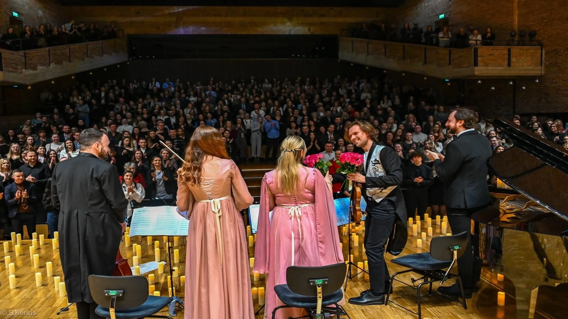 Bridgerton - muzyka instrumentalna przy świecach - galeria: zdjęcie 1
