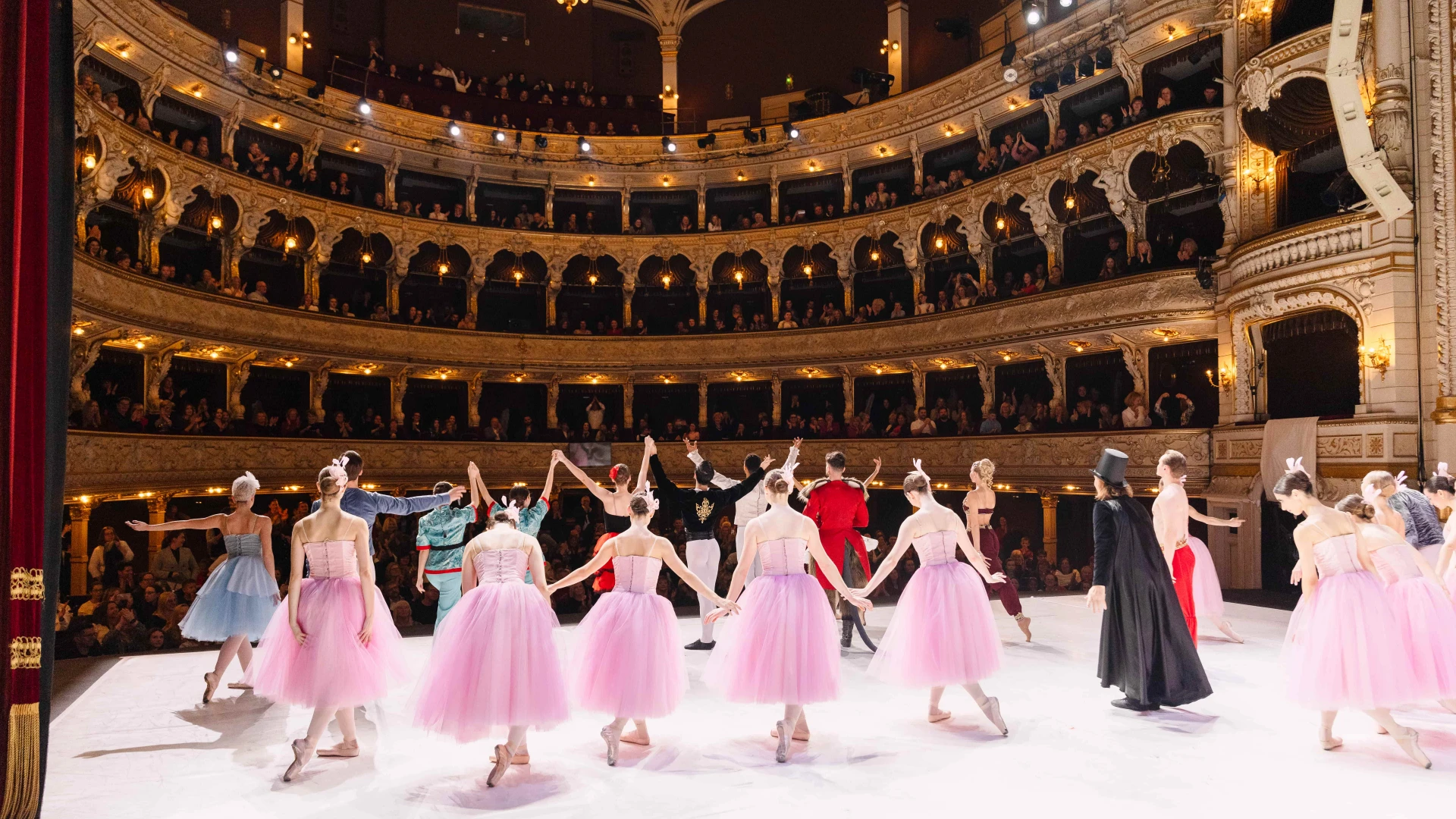 "Dziadek do orzechów" - Ukrainian Classical Ballet - galeria: zdjęcie 14