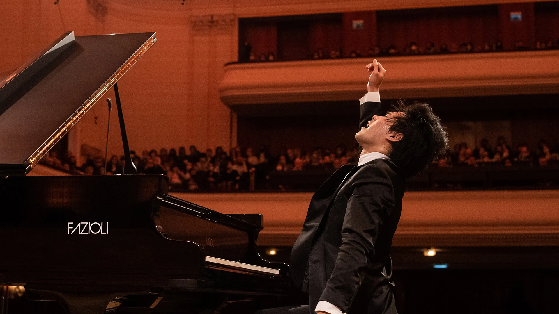 XIX Międzynarodowy Konkurs Pianistyczny im. Fryderyka Chopina - galeria: zdjęcie 4