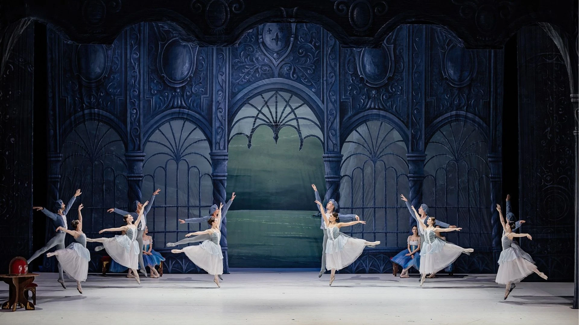 "Jezioro Łabędzie" - Ukrainian Classical Ballet - galeria: zdjęcie 14