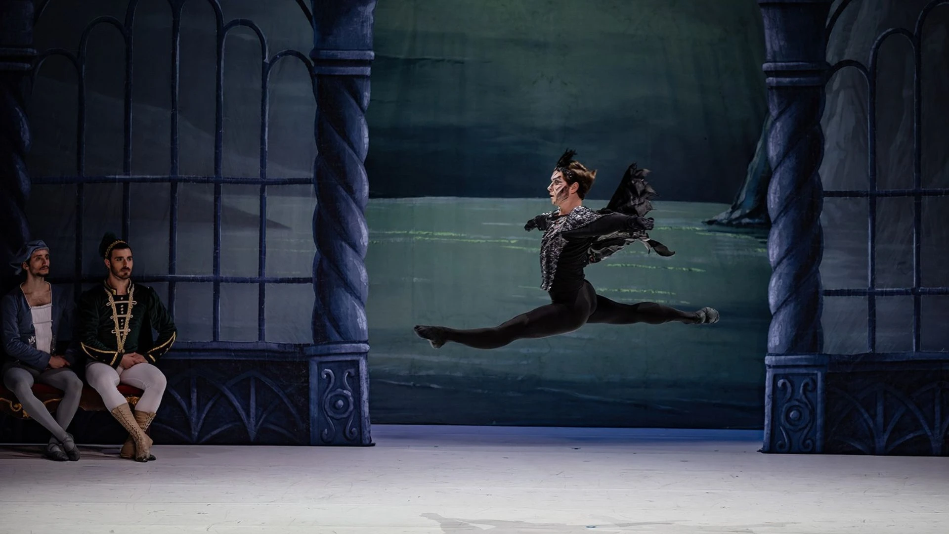 "Jezioro Łabędzie" - Ukrainian Classical Ballet - galeria: zdjęcie 12