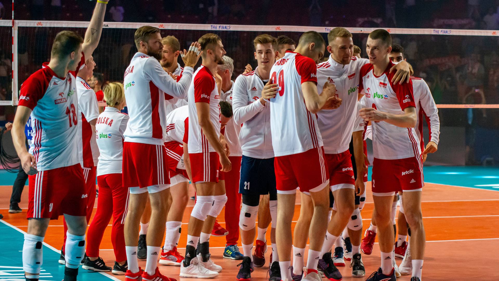 Siatkarskie sukcesy Polski: Historia i analiza osiągnięć drużyn narodowych