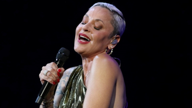 Kiedy zaczęła śpiewać, publiczność była zachwycona. Jak Mariza uratowała zagrożoną muzykę?