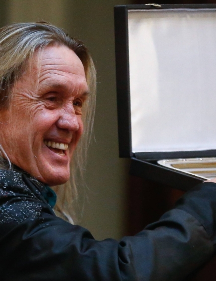 Nicko McBrain kończy koncertowanie z Iron Maiden. Jego miejsce zajmie Simon Dawson