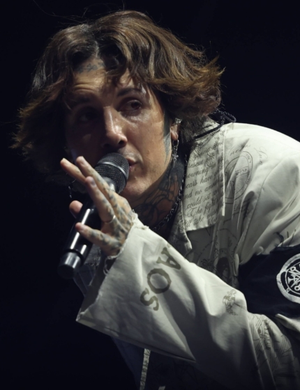 Bring Me The Horizon w innym klimacie. Posłuchaj “Lo-Files”!