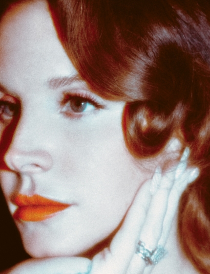 Lana Del Rey zaskoczyła ulicznych muzyków. Zobacz występ! 