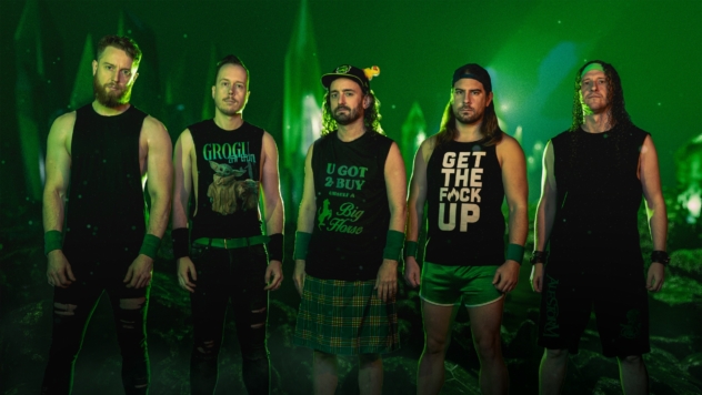 Piracka impreza Alestorm. Chris Bowes o “The Thunderfist Chronicles”, koncertach i nie tylko