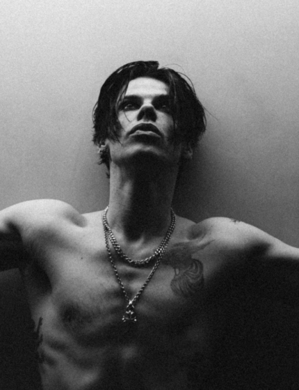 Yungblud nagrał z The Smashing Pumpkins nową wersję “Zombie”! O czym opowiada utwór?