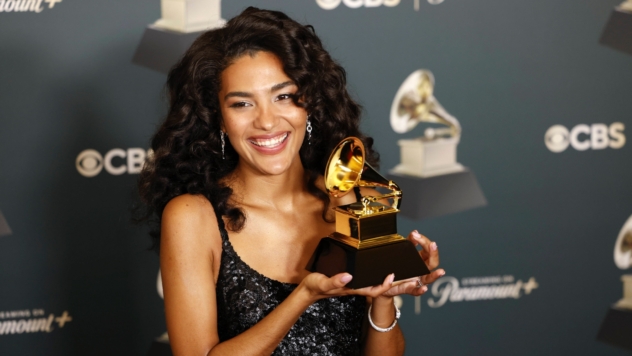 Grammy za Debiut Roku należy do niej! Kim jest Olivia Dean?