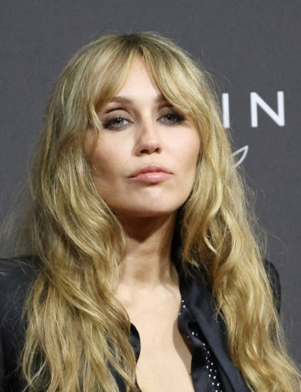 Miley opublikowała teledysk do “Different Religion”!