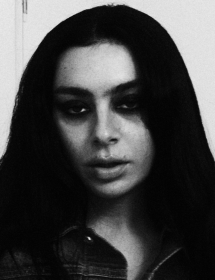 Charli XCX rusza w trasę koncertową! Co z Polską?
