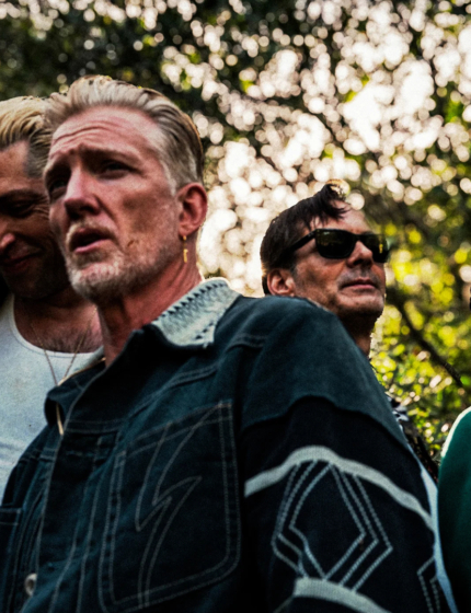 Zadzwoń do Queens of the Stone Age! Wyjątkowa linia telefoniczna dla fanów
